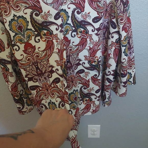 Chicos-3 Multicolored Split sleeve Paisley Pattern Blouse XL Western Festival - Picture 6 of 9
